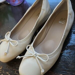 ABEO Cadence Bow Metatarsal flats - 8 - off white